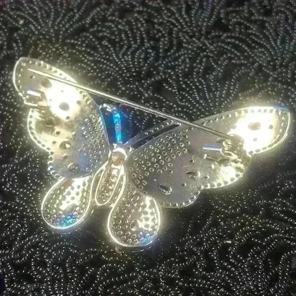 Rhinstone butterfly brooche - Picture 4 of 5